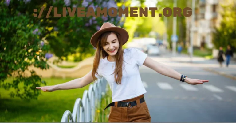 ://liveamoment.org